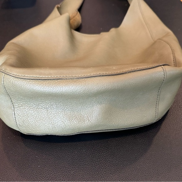 Madewell The Oversized Shopper Bag, Olive - Picture 7 of 10